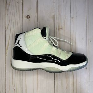 Air Jordan 11 Retro ‘Concords’ — 7.5 W or 5.5 Y